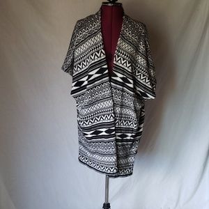 Atmosphere printed drape cardigan size large